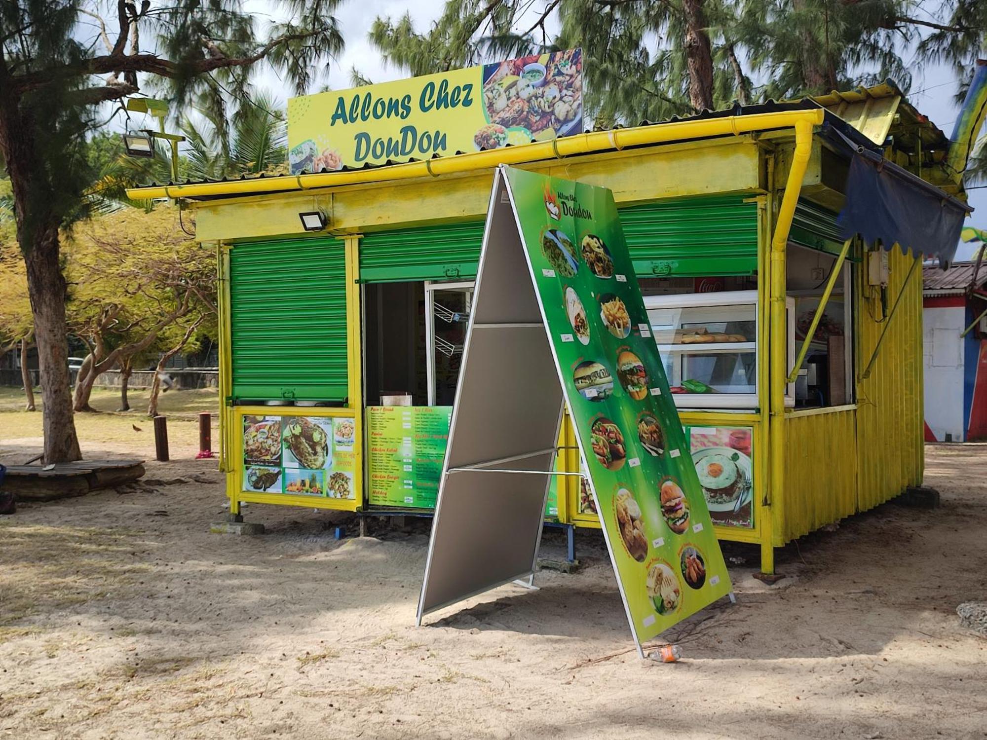 White Sand Cabana Flic en Flac Luaran gambar